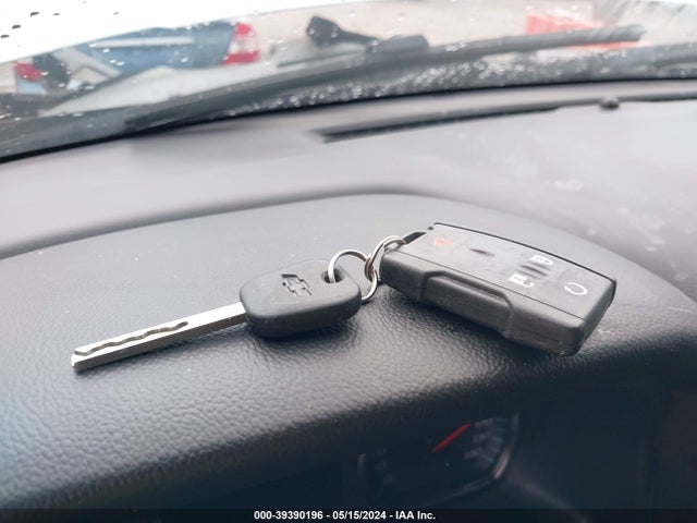 Chevrolet Silverado 1500 2lt 2018 3GCUKREC7JG523225 Image 11