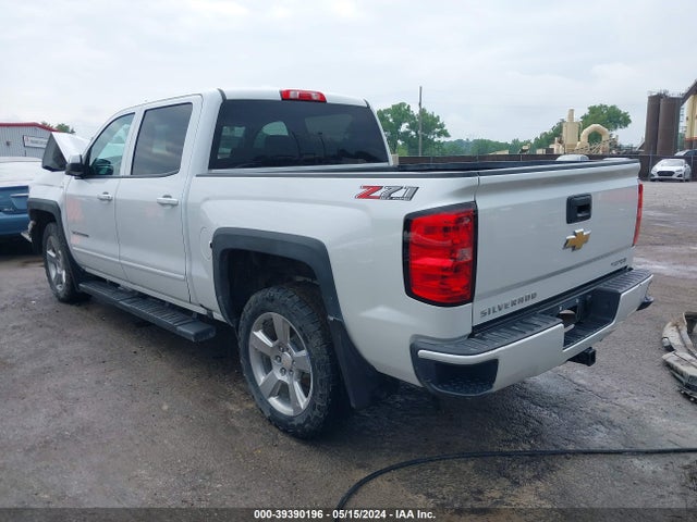 Chevrolet Silverado 1500 2lt 2018 3GCUKREC7JG523225 Image 3