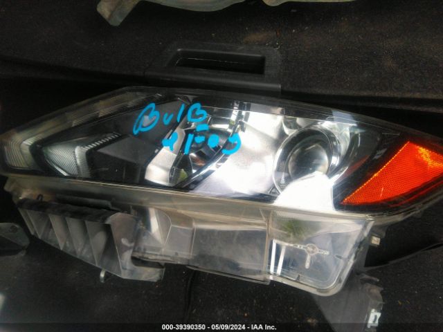 JN1BJ1CR8HW140377 Nissan Rogue Sport Sl