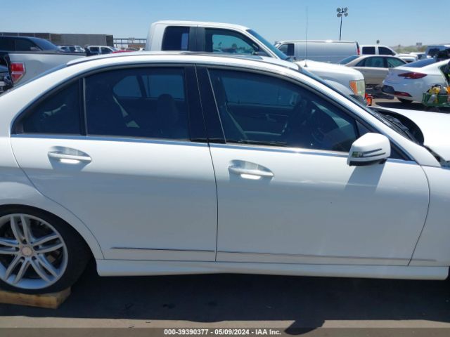 WDDGF4HB3EG221915 Mercedes-Benz C 250 Luxury/sport