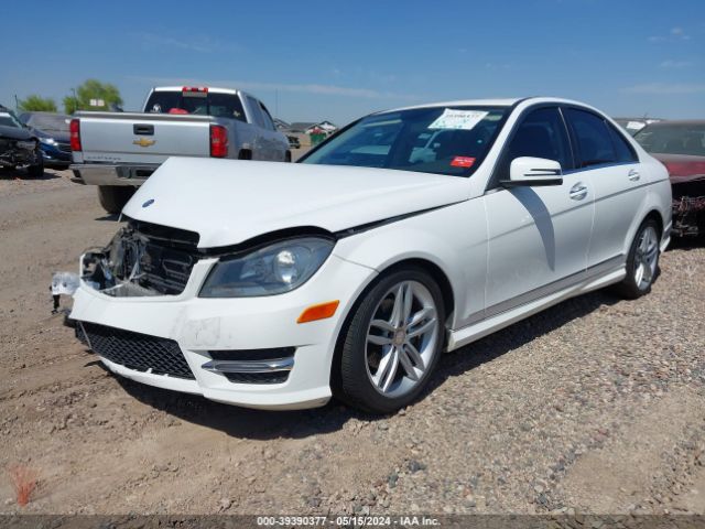 WDDGF4HB3EG221915 Mercedes-Benz C 250 Luxury/sport
