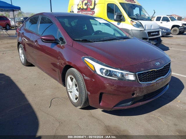 KIA FORTE LX 2018 3KPFK4A72JE190660 Image 1