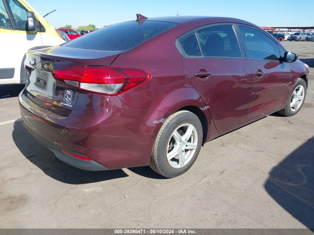 KIA FORTE LX 2018 3KPFK4A72JE190660 Image 4