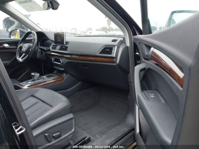 WA1ANAFY6J2223331 Audi Q5 2.0t Premium/2.0t Tech Premium