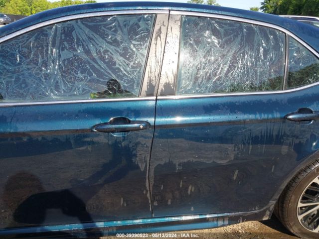 4T1G11AK3LU884526 Toyota CAMRY SE