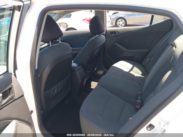 KIA Optima Lx 2015 KNAGM4A76F5618180 Image 8