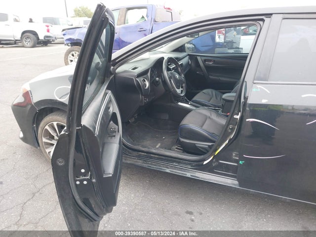 Toyota COROLLA SE 2018 5YFBURHEXJP823107 Image 5