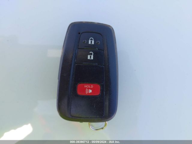 JTDKARFU0H3533299 Toyota Prius Four