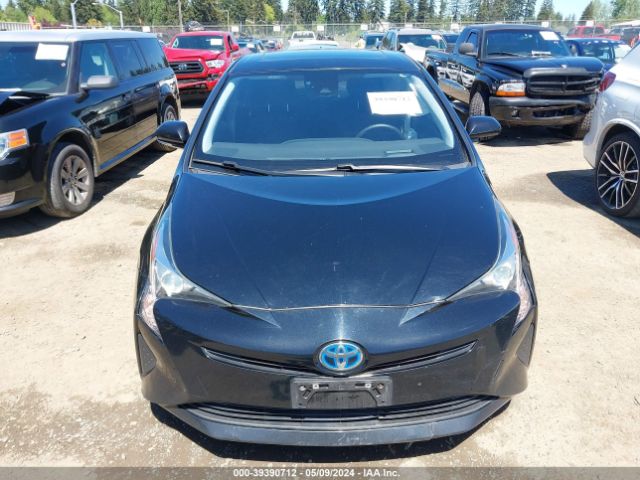 JTDKARFU0H3533299 Toyota Prius Four