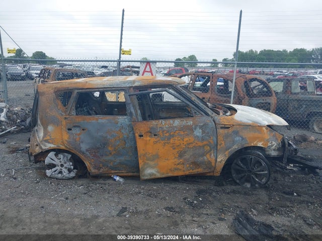 KIA SOUL + 2015 KNDJP3A52F7749233 Image 12