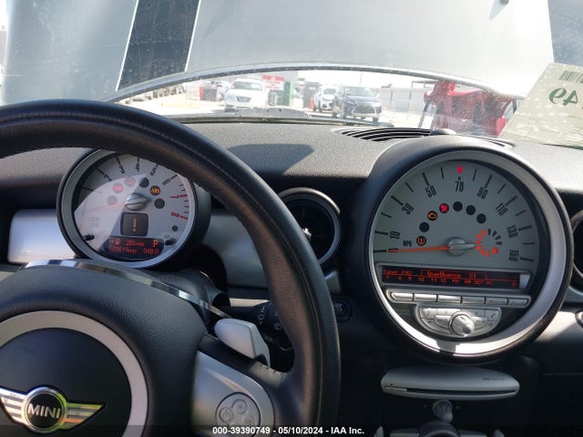 2008 MINI COOPER S CLUBMAN WMWMM33538TP87869 Photo 6
