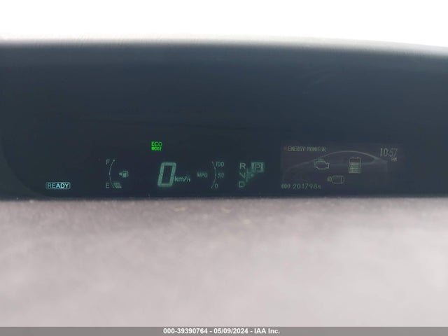 Toyota Prius Two 2015 JTDKN3DU1F1962447 Image 7