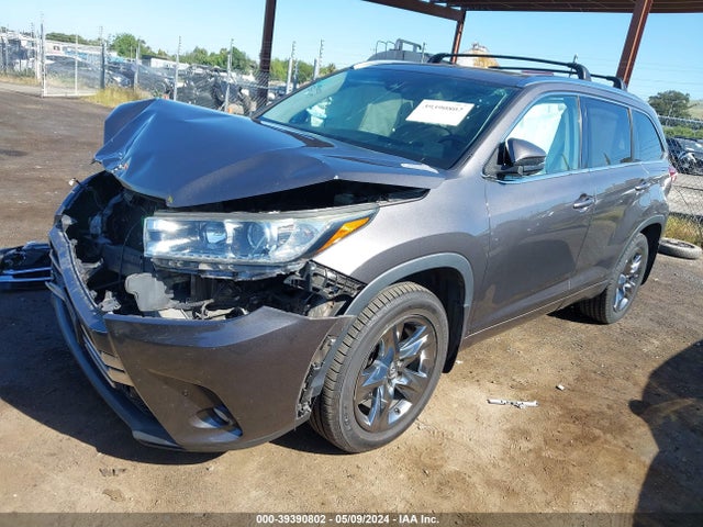 Toyota Highlander Limited Platinum 2018 5TDDZRFHXJS804054 Image 2