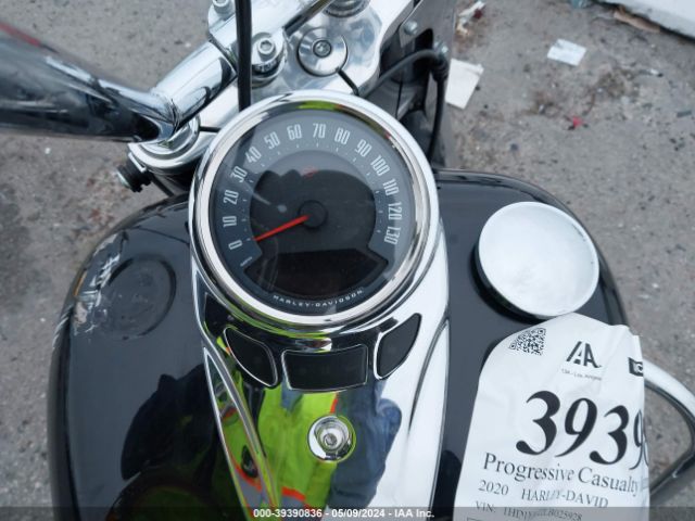 2020 HARLEY-DAVIDSON FLHC 1HD1YAJ22LB025928 Photo 6