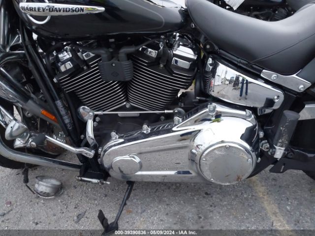 2020 HARLEY-DAVIDSON FLHC 1HD1YAJ22LB025928 Photo 8