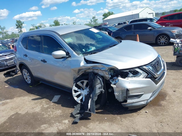 2017 KNMAT2MV8HP612477 main image