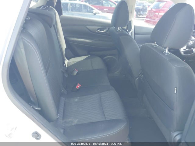 Nissan ROGUE S 2017 KNMAT2MV8HP612477 Image 8