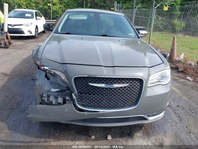 2C3CCAKG1JH165108 Chrysler 300 Limited Awd