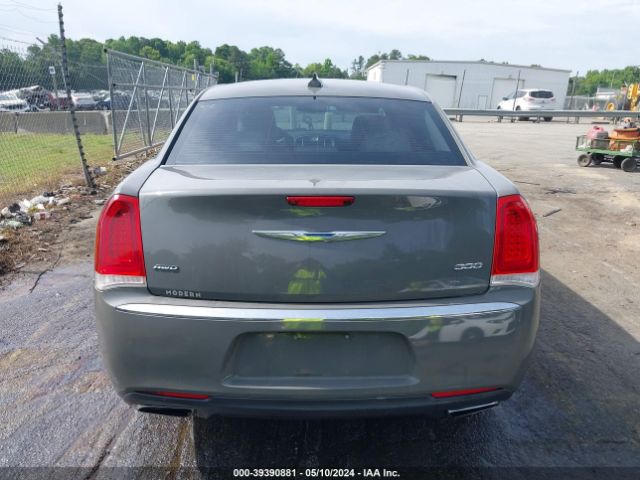 2C3CCAKG1JH165108 Chrysler 300 Limited Awd