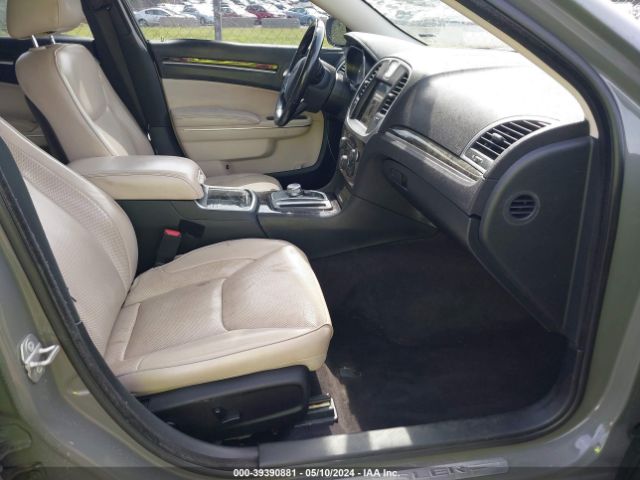 2C3CCAKG1JH165108 Chrysler 300 Limited Awd
