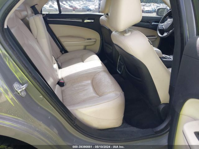 2C3CCAKG1JH165108 Chrysler 300 Limited Awd