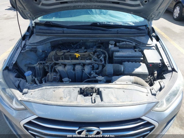 Hyundai ELANTRA SE 2017 5NPD74LF1HH158737 Image 10