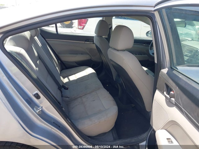 Hyundai ELANTRA SE 2017 5NPD74LF1HH158737 Image 8