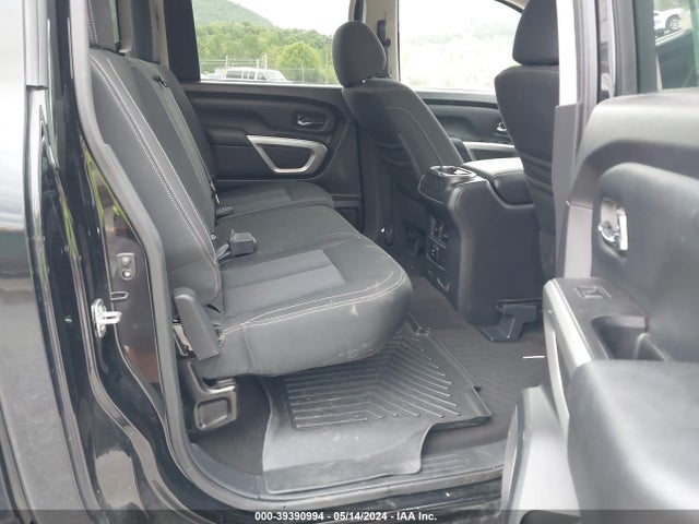 Nissan TITAN SV 2018 1N6AA1E54JN530341 Image 8