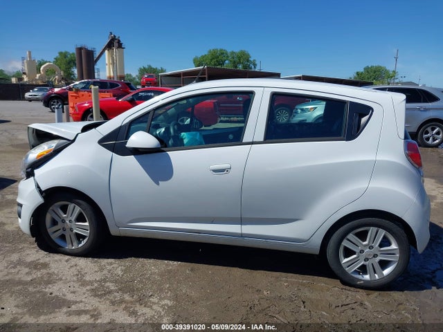 Chevrolet Spark 1lt Auto 2014 KL8CD6S95EC556688 Image 15