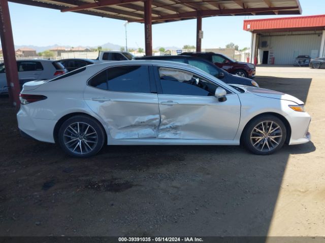 4T1F31AK5NU571289 Toyota Camry Xle Hybrid