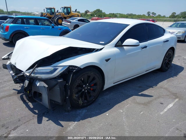 Tesla Model S 60/70/75/85 2016 5YJSA1E15GF148332 Image 2