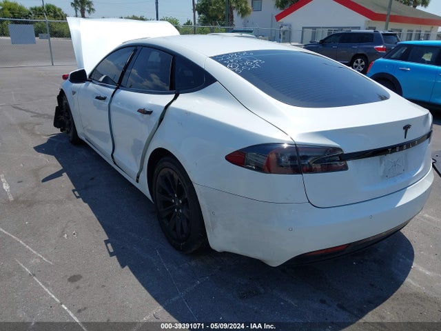 Tesla Model S 60/70/75/85 2016 5YJSA1E15GF148332 Image 3