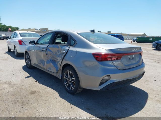 3KPF24AD1RE729979 KIA Forte Lxs