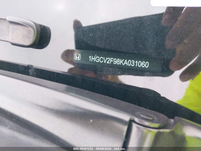1HGCV2F98KA031060 Honda Accord Touring 2.0t