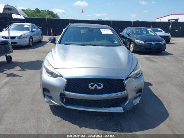 SJKCH5CP9HA025574 Infiniti Qx30 Sport