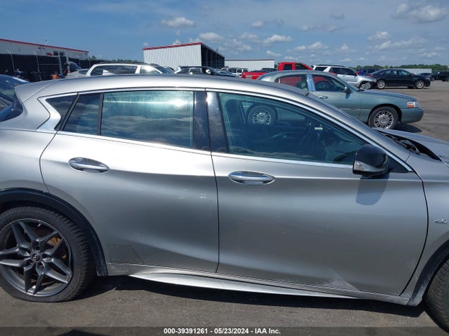 SJKCH5CP9HA025574 Infiniti Qx30 Sport