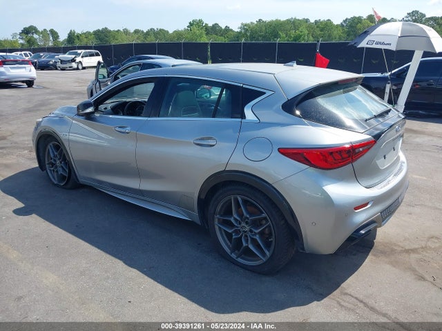 SJKCH5CP9HA025574 Infiniti Qx30 Sport
