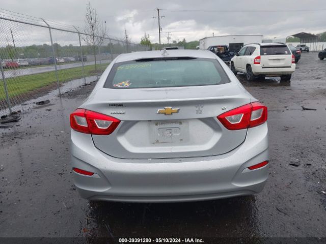 1G1BE5SM0H7165727 Chevrolet Cruze Lt Auto