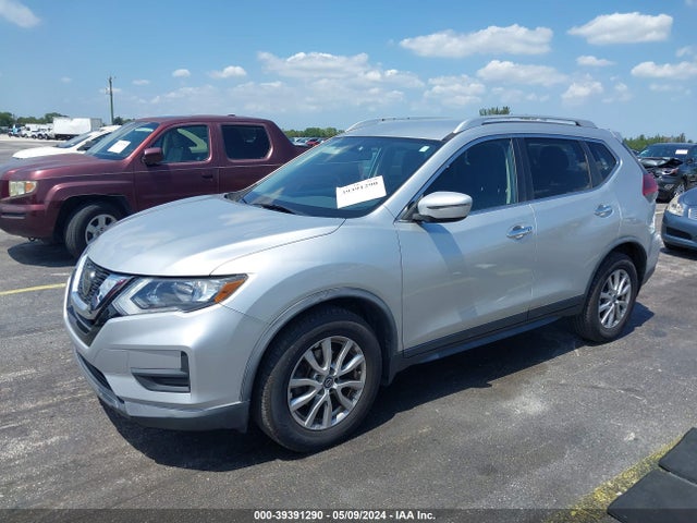 Nissan ROGUE SV 2018 KNMAT2MT4JP617471 Image 2