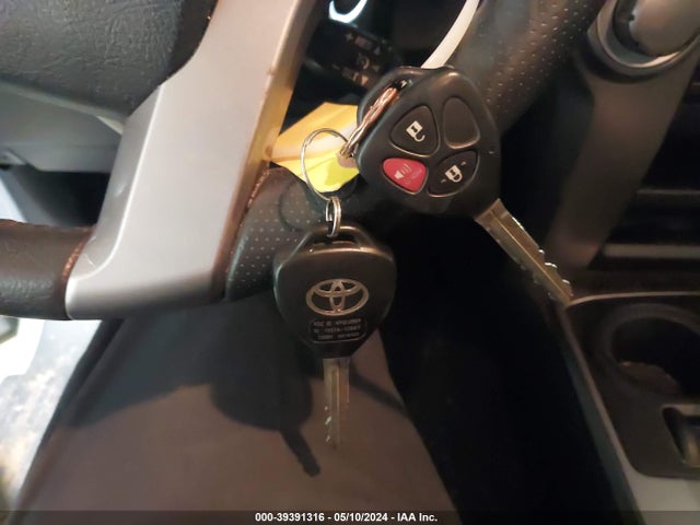 Toyota 4RUNNER SR5 2018 JTEBU5JR4J5605551 Image 11