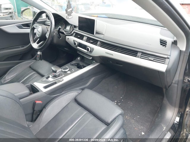 WAUPNAF57JA001521 Audi A5 2.0t Premium
