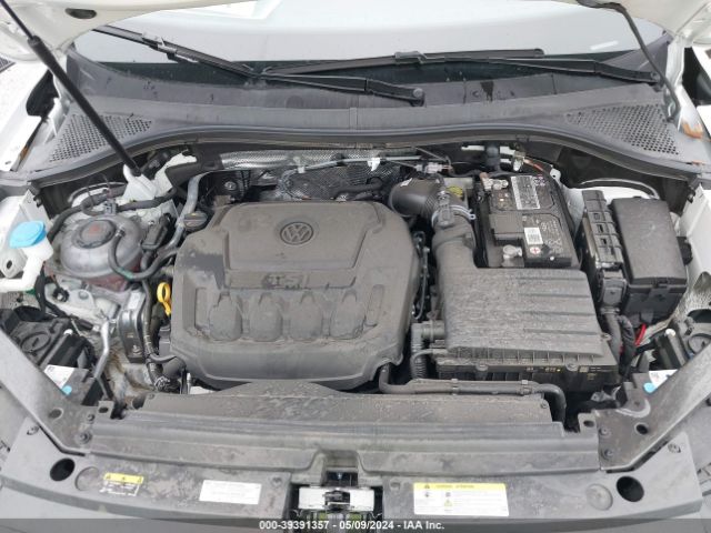 3VVCB7AX8NM040215 Volkswagen Tiguan 2.0t Se R-line Black