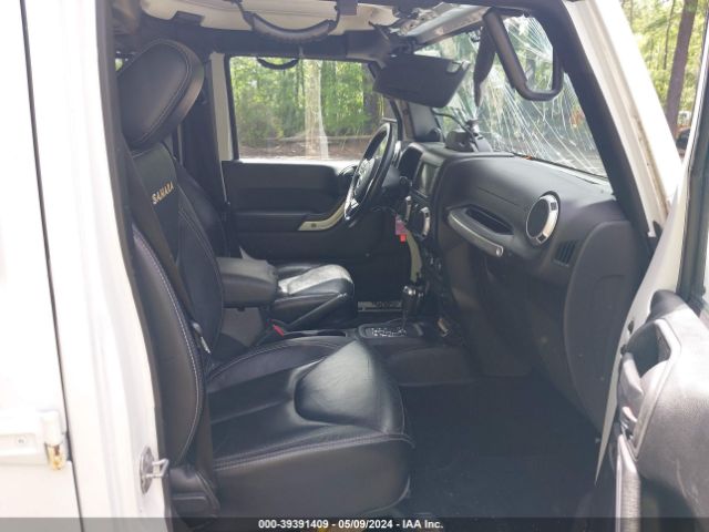 1C4BJWEG8EL258898 Jeep Wrangler Unlimited Sahara