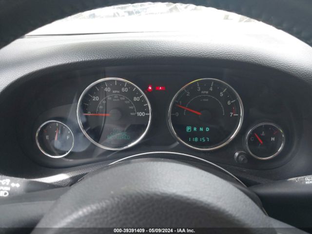 1C4BJWEG8EL258898 Jeep Wrangler Unlimited Sahara