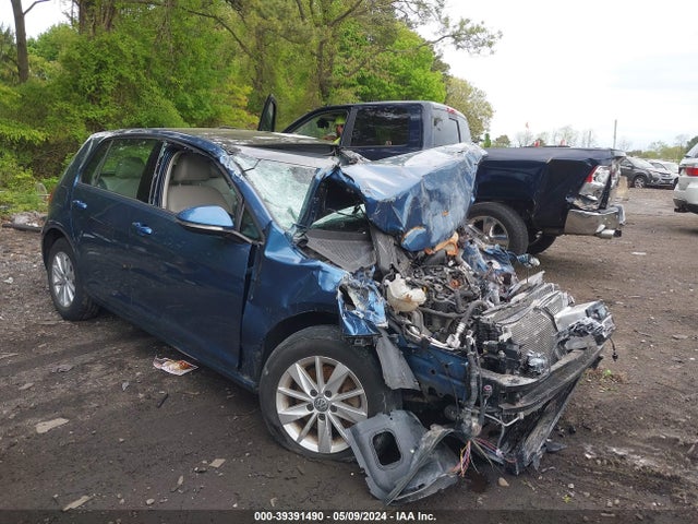 3VW217AU3FM018723 Volkswagen Golf Tsi S 4-door