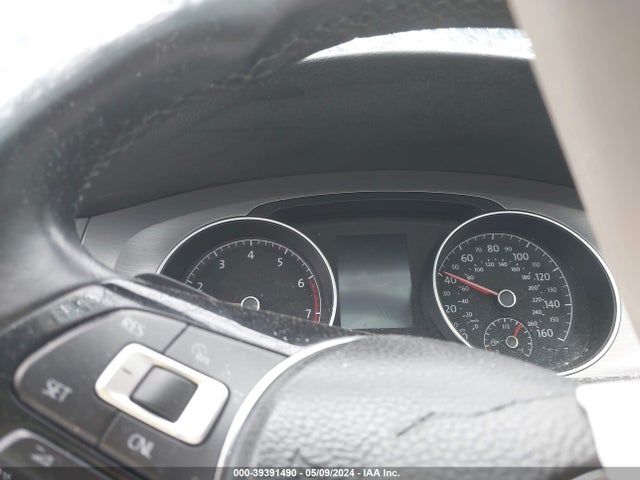 3VW217AU3FM018723 Volkswagen Golf Tsi S 4-door