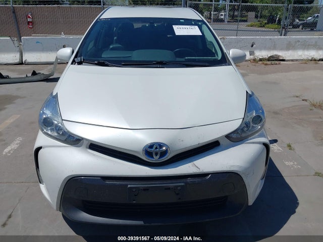 Toyota Prius V Four 2017 JTDZN3EU2HJ056467 Image 13