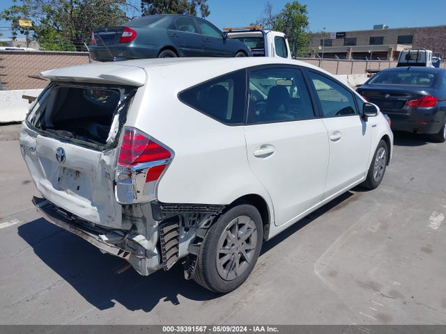 Toyota Prius V Four 2017 JTDZN3EU2HJ056467 Image 4