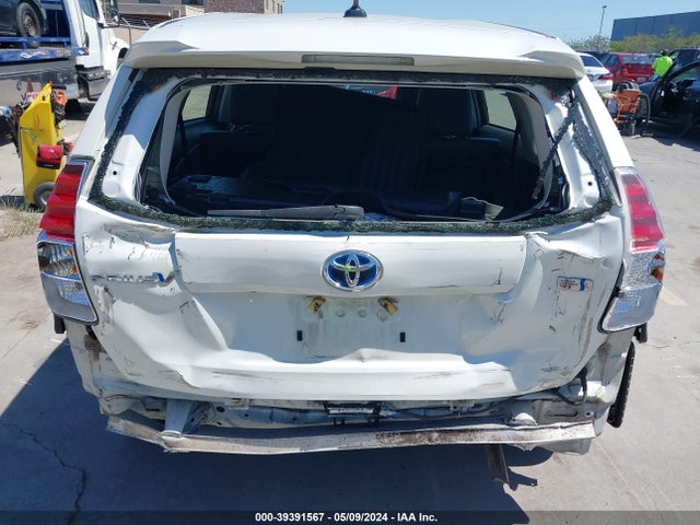 Toyota Prius V Four 2017 JTDZN3EU2HJ056467 Image 6