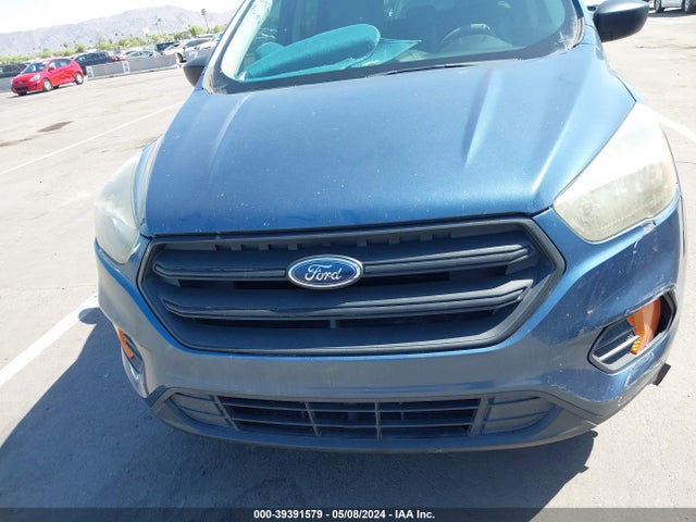 Продажа на аукционе авто 2018 Ford Escape S, vin: 1FMCU0F75JUA24421, номер лота: 39391579